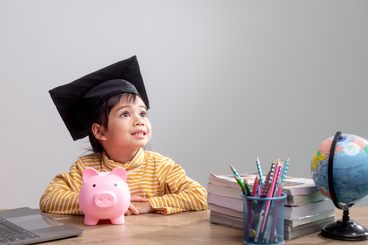 【子供の教育費】奨学金で足りないケースも | アンケート結果から考える必要な対策は?