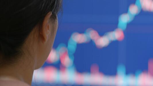 高市総裁誕生で動くマネー市場 - 投資を始めたい人が今考えるべき選択肢