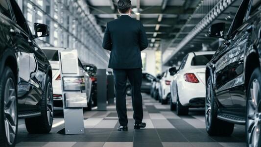 トヨタ・ホンダ・マツダの2026年3月期第3四半期決算から読み解く、自動車保険「高騰」の正体